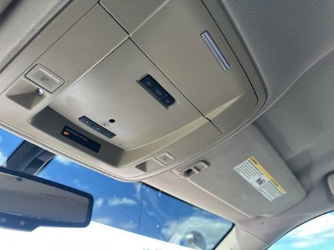 Used 2015 GMC Sierra 1500 SLE w/ SLE Value Package image 37