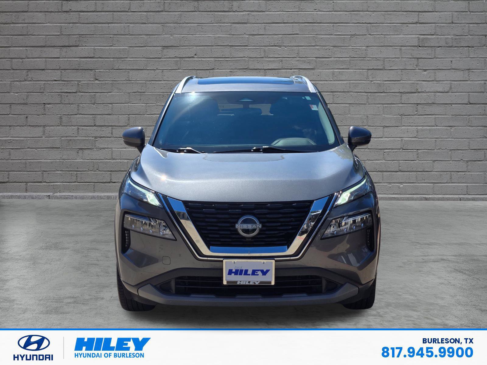 Used 2022 Nissan Rogue SV w/ SV Premium Package FWD image 6