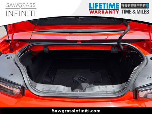 Used 2019 Chevrolet Camaro SS RWD image 20