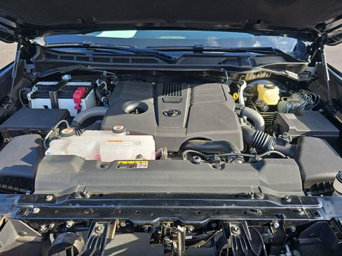 Used 2024 Toyota Tundra SR5 image 28