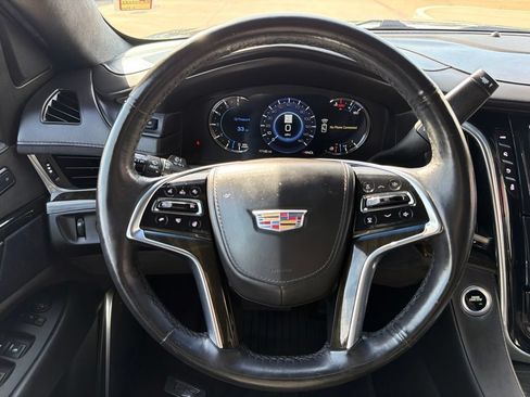 Used 2019 Cadillac Escalade ESV Platinum w/ Escalade Sport Edition AWD/4WD image 23