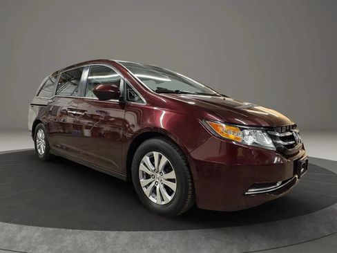 Used 2014 Honda Odyssey EX-L image 2