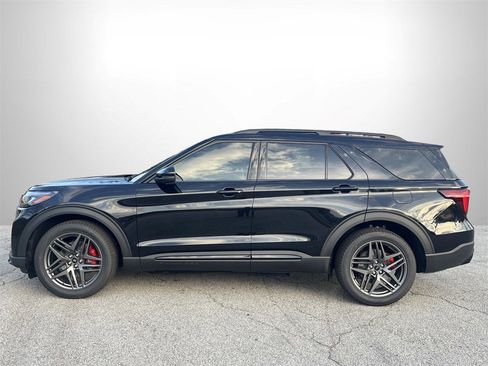 New 2026 Ford Explorer ST w/ Sun And Sound Package image 27