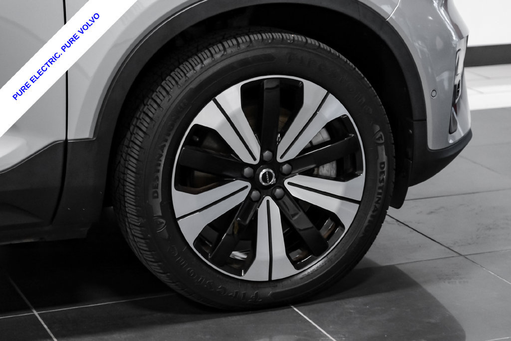 Used 2023 Volvo XC40 Recharge Plus AWD/4WD image 53