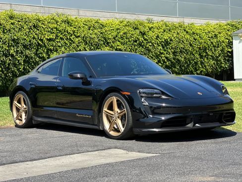 Certified 2022 Porsche Taycan Turbo S AWD/4WD image 10