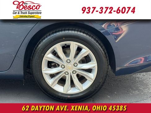 Used 2020 Chevrolet Malibu LT FWD image 7