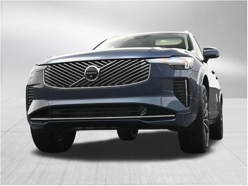 New 2026 Volvo XC90 T8 Ultra w/ Protection Package Premier AWD/4WD image 28