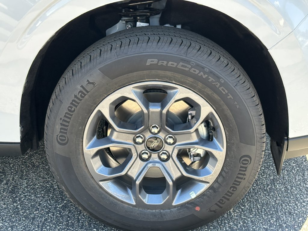 New 2026 Ford Maverick XLT AWD/4WD image 14