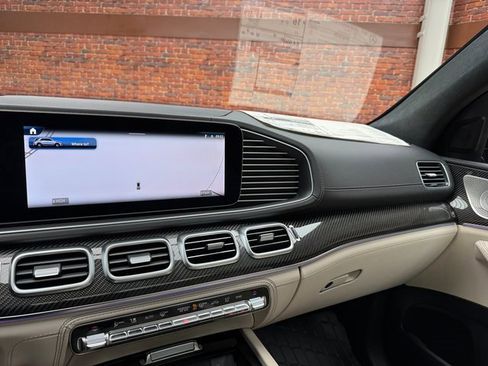 New 2025 Mercedes-Benz GLE 63 AMG S image 17