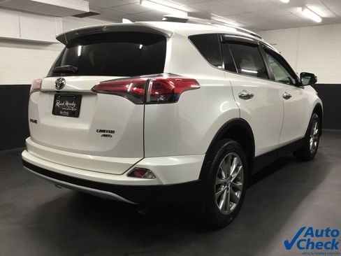 Used 2016 Toyota RAV4 Limited AWD/4WD image 10