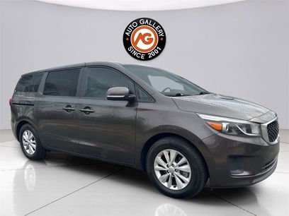 Used 2017 Kia Sedona LX