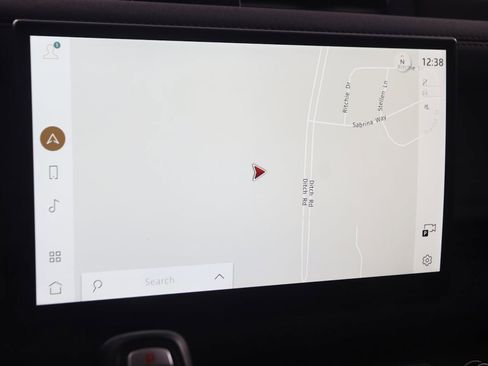 Used 2022 Land Rover Defender 110 SE image 8