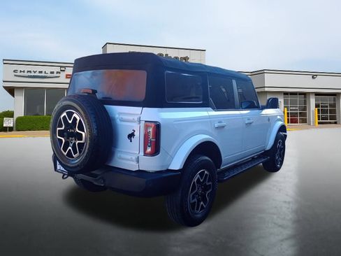 Used 2022 Ford Bronco Outer Banks image 5