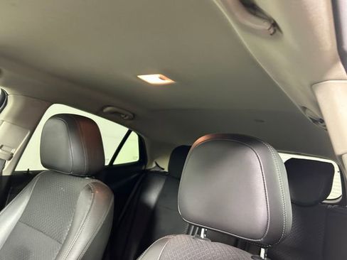 Used 2022 Buick Encore Preferred w/ Safety Package image 13