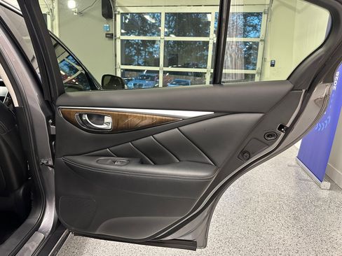 Used 2016 INFINITI Q50 Sport image 30