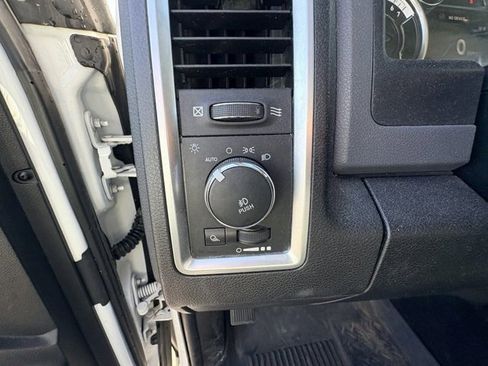 Used 2017 RAM 1500 Big Horn image 23