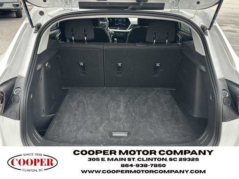 Used 2025 Chevrolet Trax LS FWD image 18