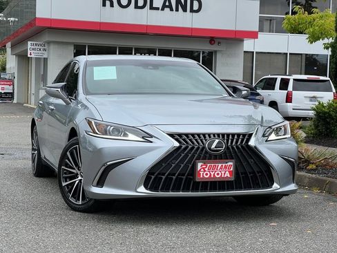 Used 2024 Lexus ES 300h w/ Premium Package FWD image 1