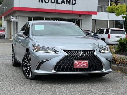 Used 2024 Lexus ES 300h w/ Premium Package