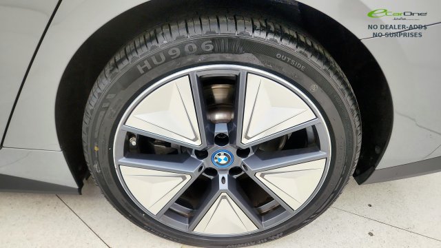 Used 2024 BMW i4 eDrive40 w/ Premium Package RWD image 87