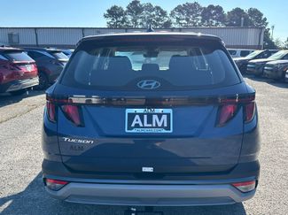 New 2026 Hyundai Tucson SE video 4