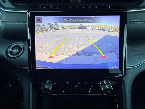 Used 2022 Jeep Grand Cherokee L Overland image 31