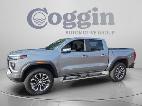 Certified 2023 GMC Canyon Denali AWD/4WD image 1