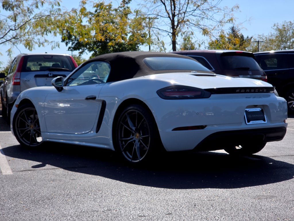 Used 2019 Porsche 718 Boxster RWD image 27