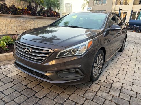 Used 2017 Hyundai Sonata Sport w/ Value Edition Package 02 FWD image 2