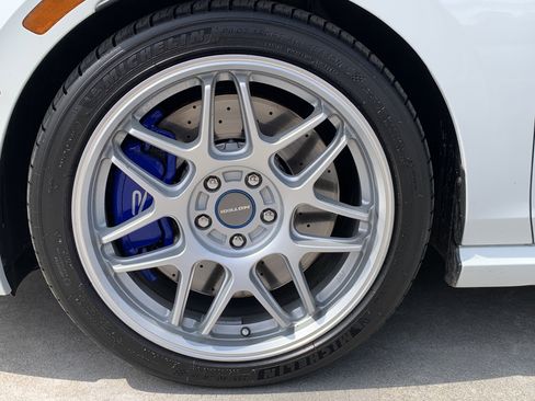 Used 2024 Volkswagen Golf R AWD/4WD image 44