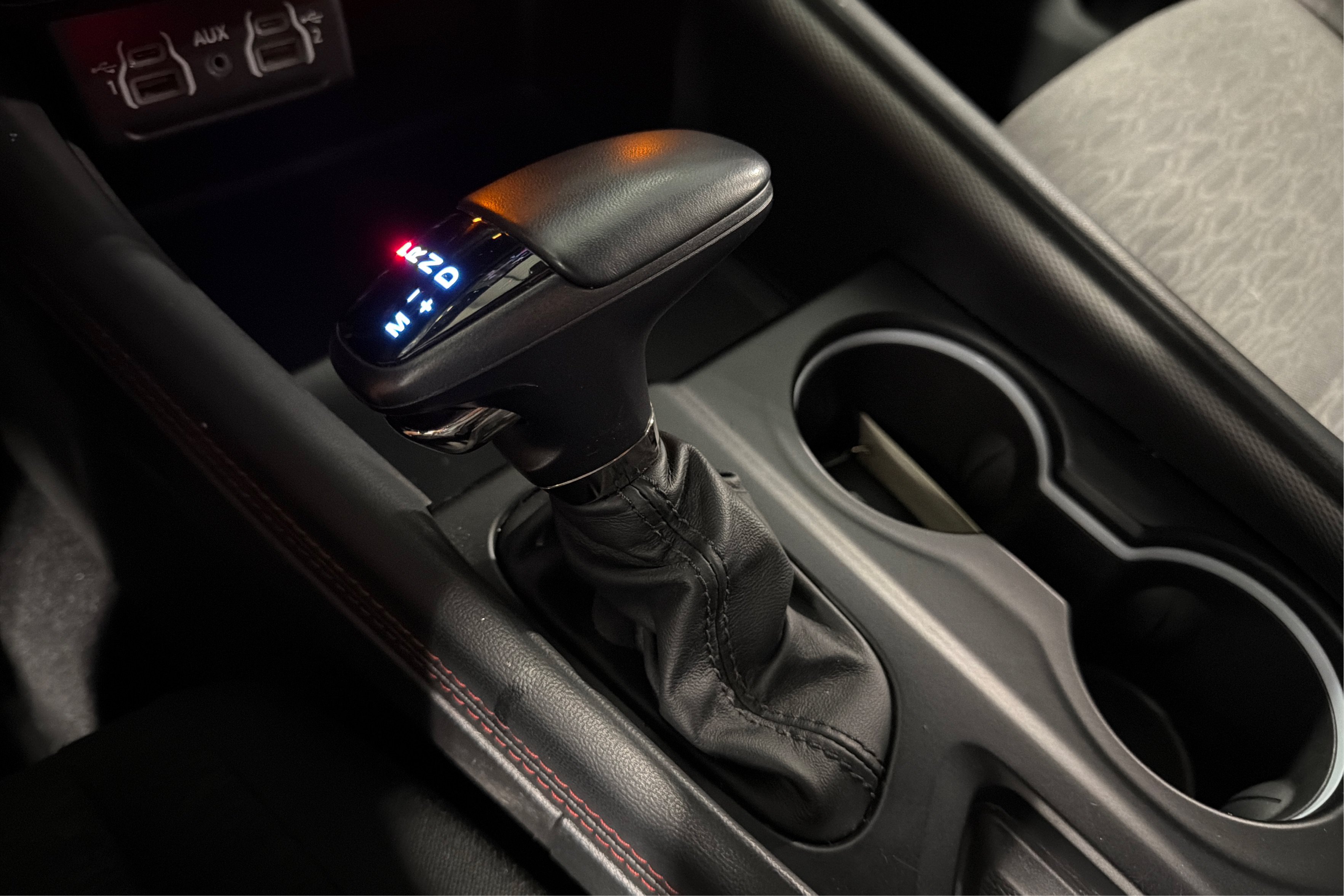 Used 2025 Dodge Durango GT AWD/4WD image 33