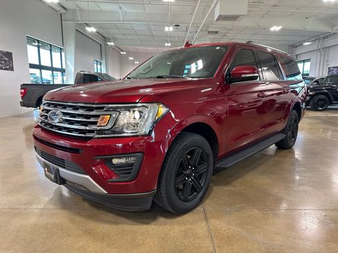 Used 2019 Ford Expedition Max XLT w/ Equipment Group 202A RWD image 3