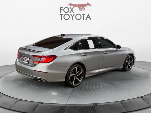 Used 2022 Honda Accord Sport image 6