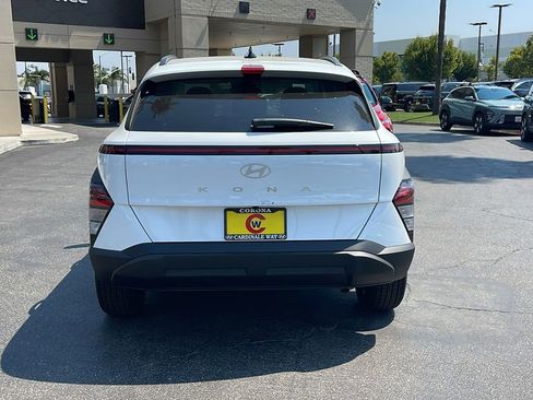 New 2025 Hyundai Kona SEL image 9
