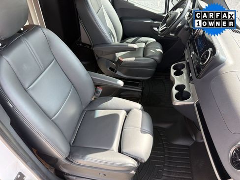 Used 2019 Mercedes-Benz Sprinter 3500 image 31