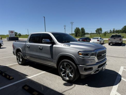 Used 2019 RAM 1500 Limited image 3