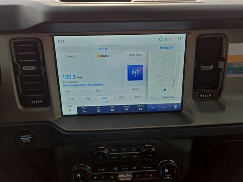 Certified 2024 Ford Bronco Outer Banks image 16