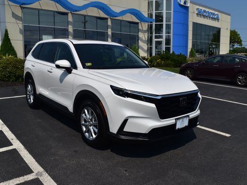 Certified 2026 Honda CR-V EX image 2