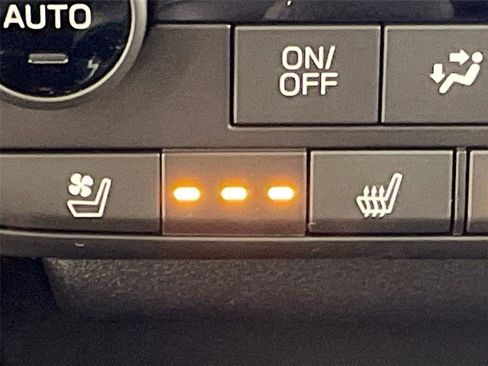 New 2026 Subaru Outback Touring XT image 23