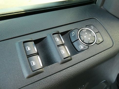 Used 2018 Ford F150 Lariat w/ Equipment Group 502A Luxury image 25