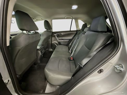 Used 2025 Toyota RAV4 LE AWD/4WD image 29