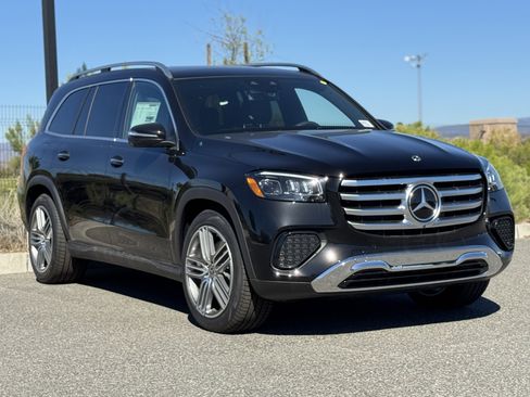 New 2025 Mercedes-Benz GLS 450 4MATIC image 6
