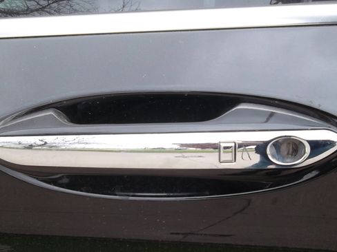 Used 2023 INFINITI QX50 Luxe image 17