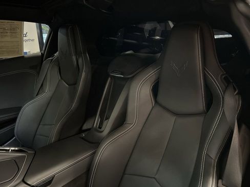 Used 2025 Chevrolet Corvette Stingray image 14
