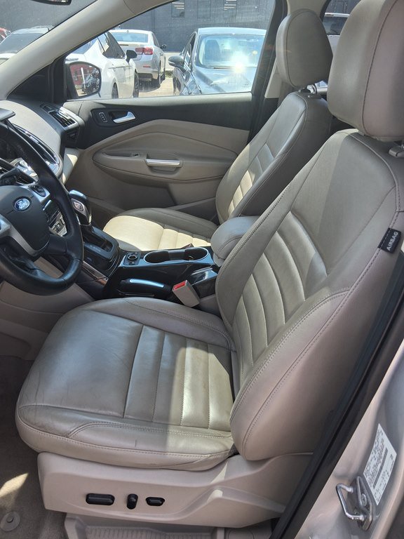 Used 2015 Ford Escape SE FWD image 10