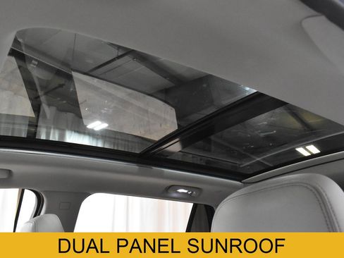 Used 2020 GMC Terrain Denali w/ Denali Premium Package image 4