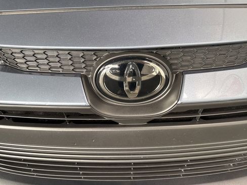 Used 2024 Toyota Corolla LE FWD image 13