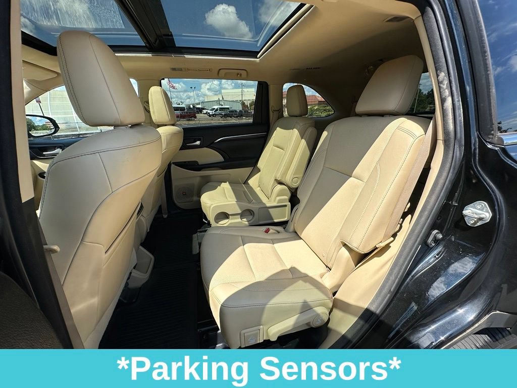 Used 2015 Toyota Highlander Limited Platinum AWD/4WD image 29