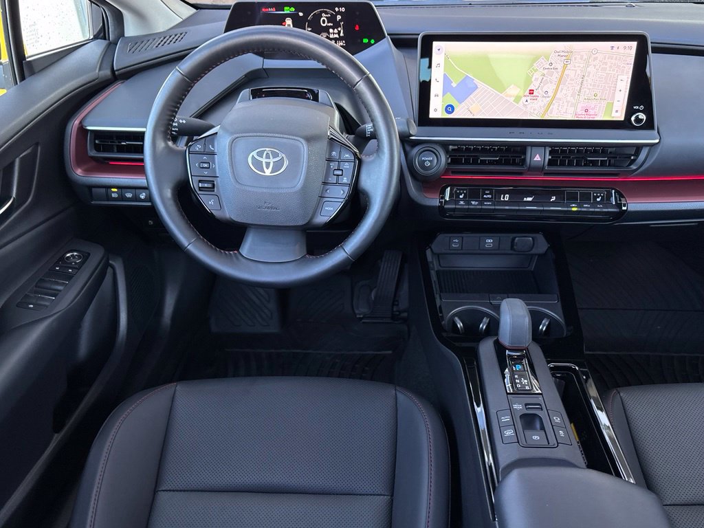 Used 2024 Toyota Prius Prime FWD image 31
