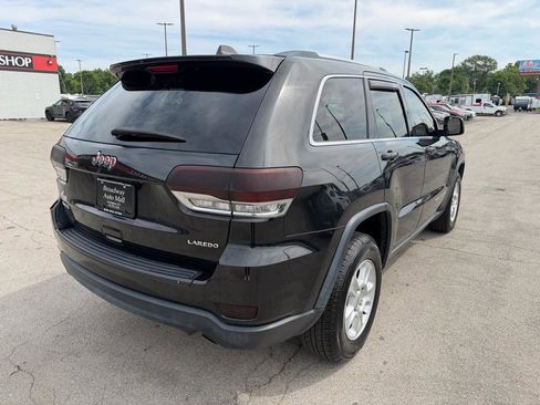 Used 2016 Jeep Grand Cherokee Laredo w/ Quick Order Package 23E AWD/4WD image 3